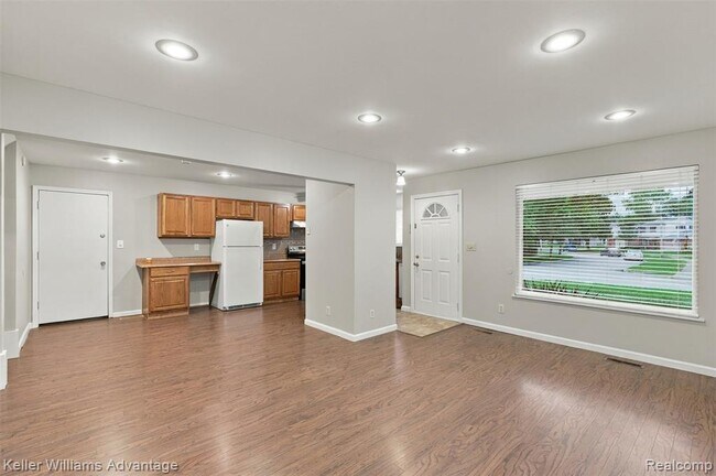 Foto del edificio - 39694 Birchwood Dr