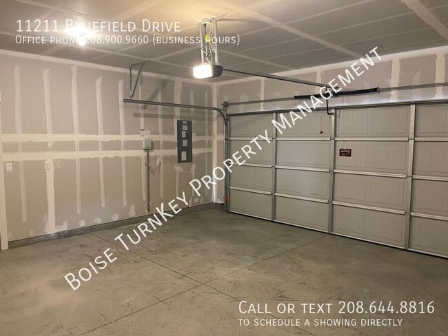 Foto del edificio - 11211 Bluefield Dr