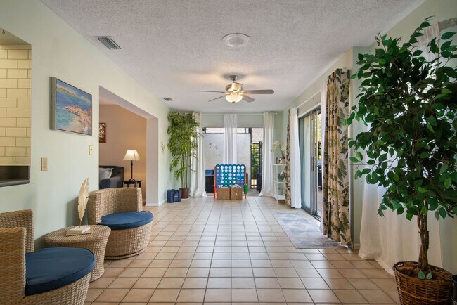 Foto del edificio - 1317 63rd St W