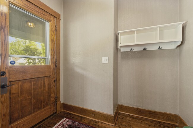 Entry/Mud Room - 329 Park Ave