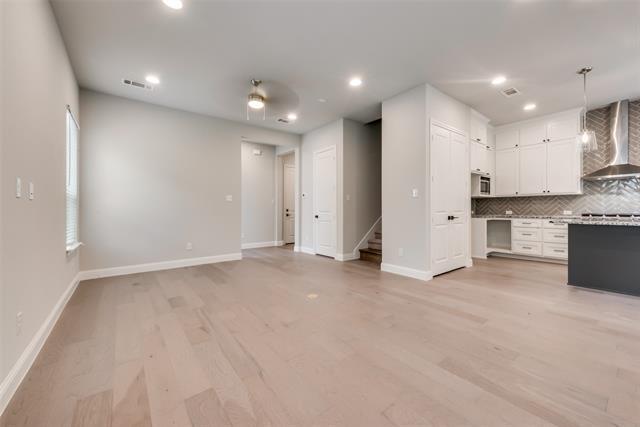 Building Photo - 6340 Oakbend Cir
