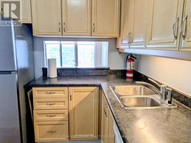 Photo du bâtiment - 1180 Ohio St