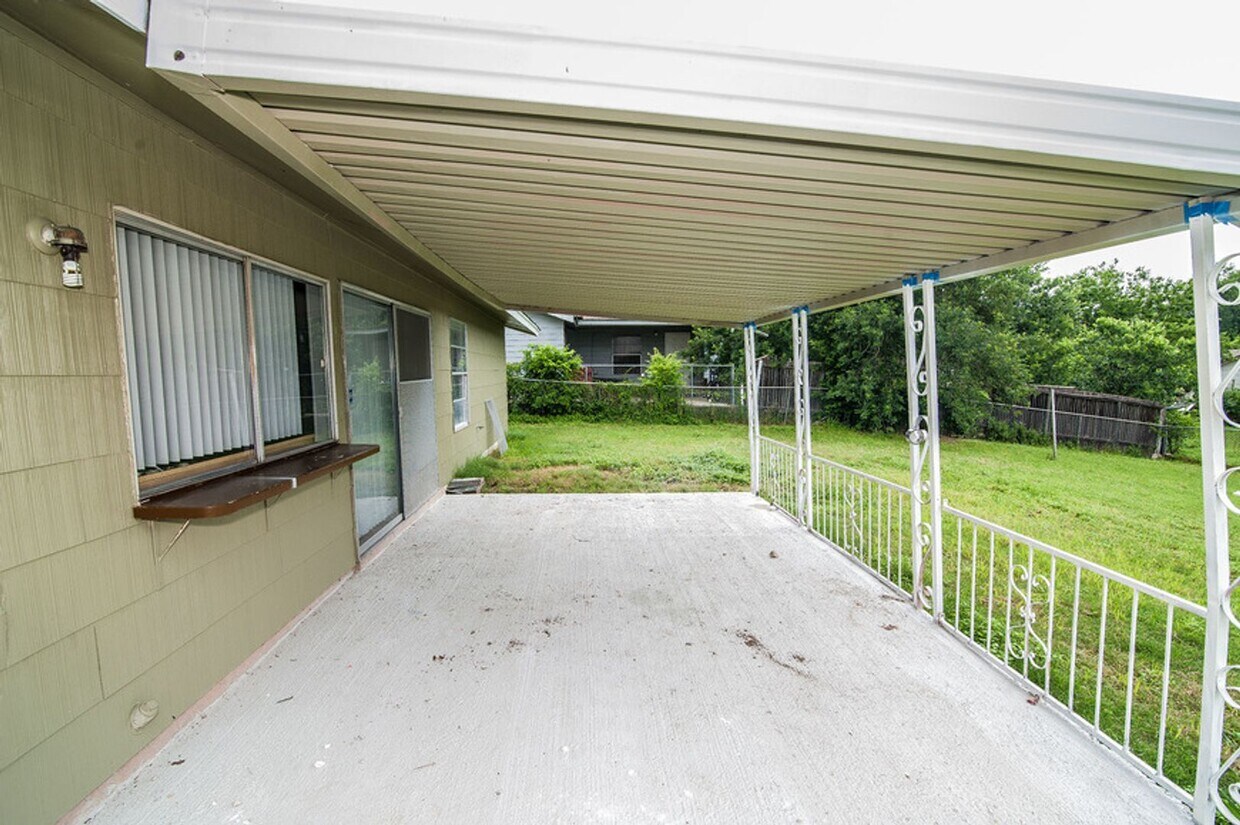 Cozy Remodeled House Near Downtown - Cozy Remodeled House Near Downtown