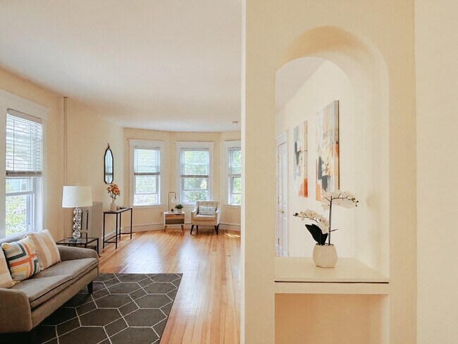 Foto del edificio - 8 Fainwood Cir