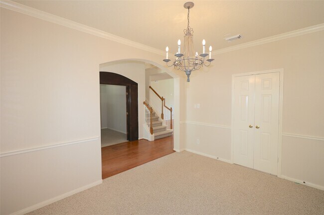 Building Photo - 4810 Zachary Ln