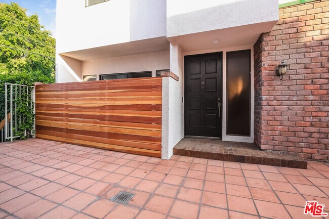 Building Photo - 234 S Tower Dr