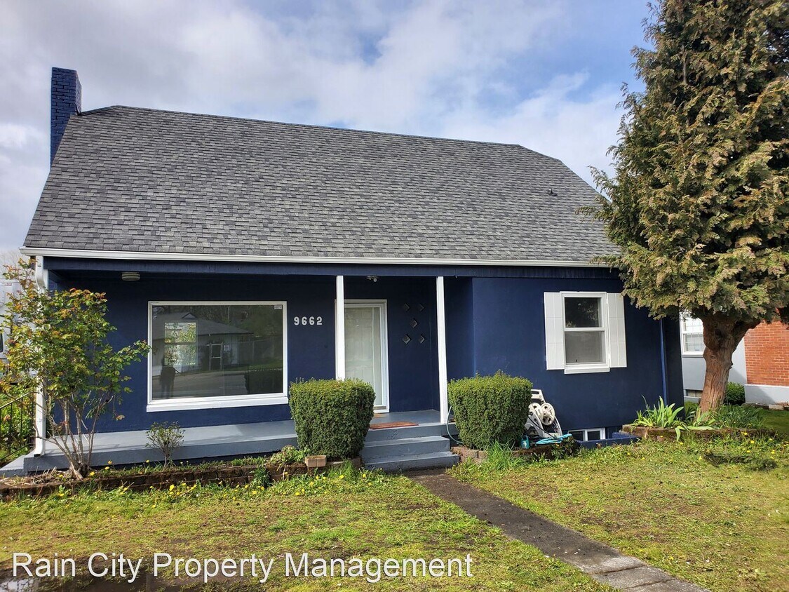 4 br, 1.5 bath House 9662 Bridgeport Way SW House for Rent in