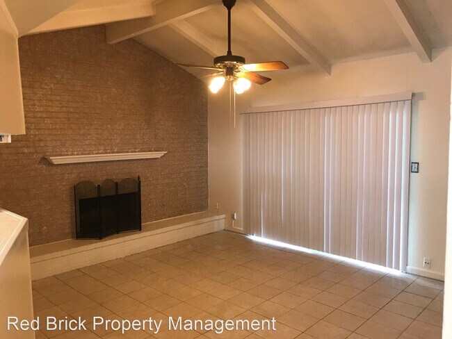 Foto del edificio - 3 br, 2 bath House - 635 Brookdale Dr.