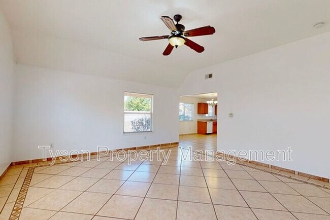 Foto del edificio - 419 Sawtooth St SE