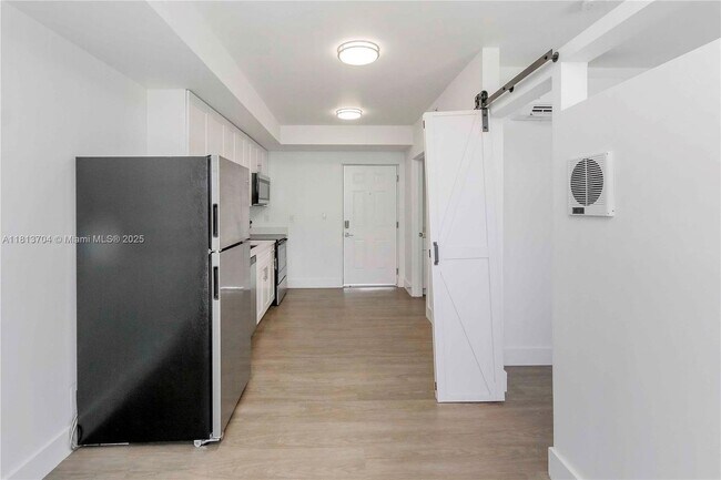 Foto del edificio - 1620 NW 18th St
