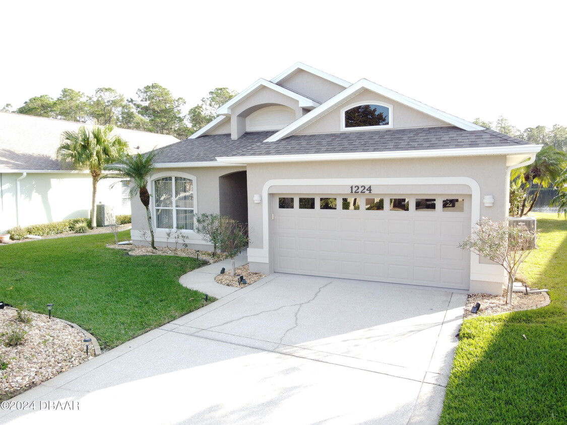 Primary Photo - 1224 Siesta Key Cir