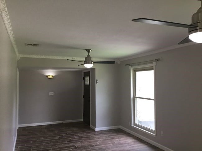 Building Photo - 8627 Leyland