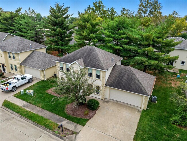 Foto del edificio - 420 N Village Cir