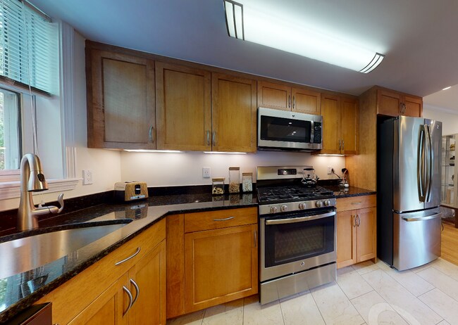 Foto del edificio - 176 Thornton Rd