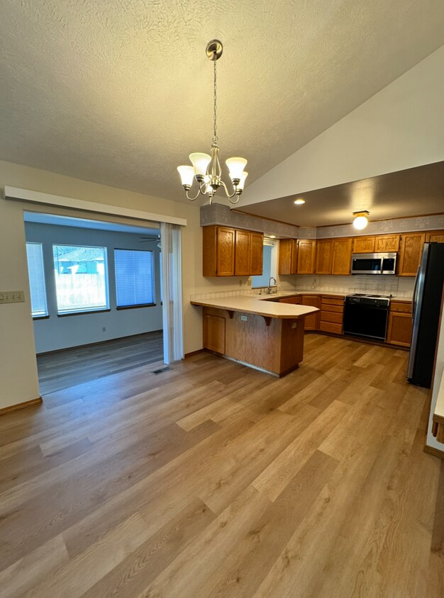 Primary Photo - Available Now! Beautiful Valley Home!