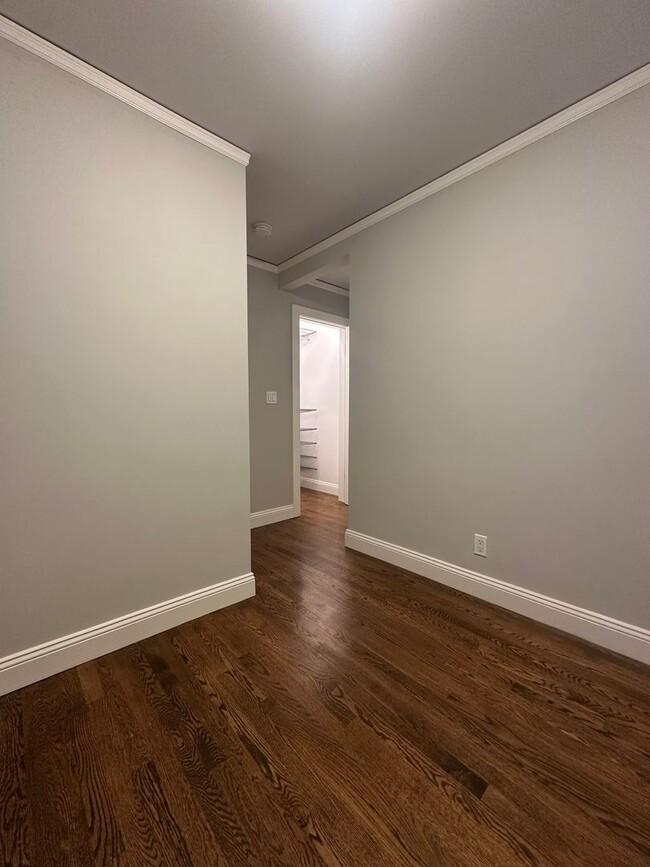 Building Photo - 995-999 Sanchez Street (1198r)