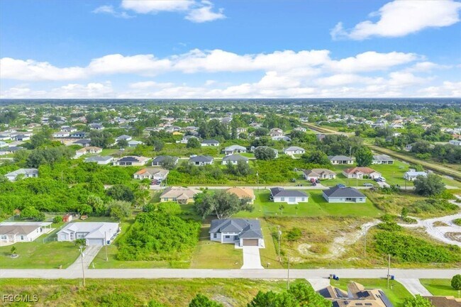 Foto del edificio - 3708 27th St SW