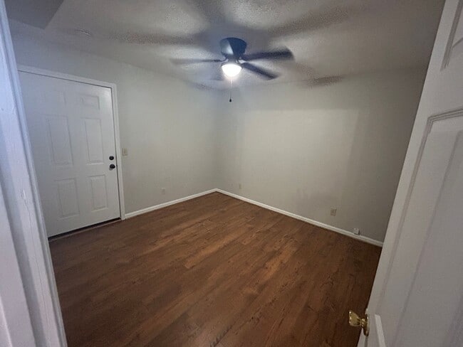 Building Photo - 520 Gadsden Rd NW