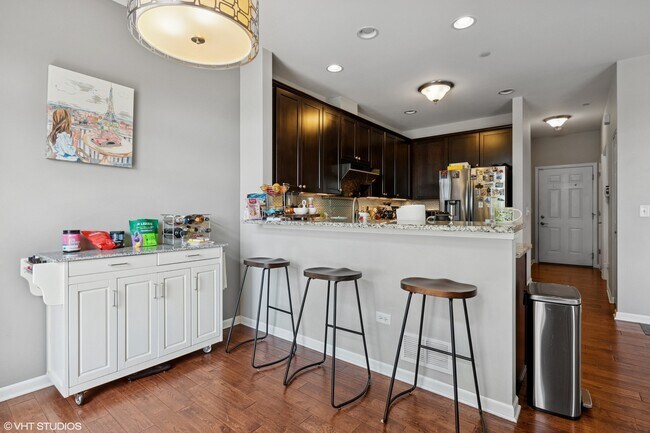 Foto del edificio - 2814 Henley Ln