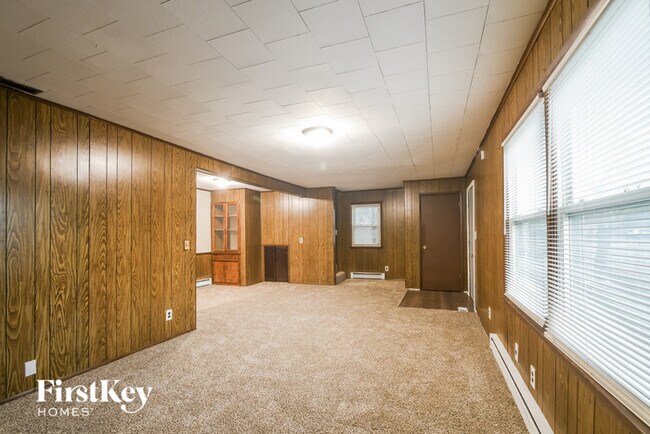 Building Photo - 7702 E 46th St