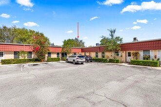 Building Photo - 733 Nantucket Cir