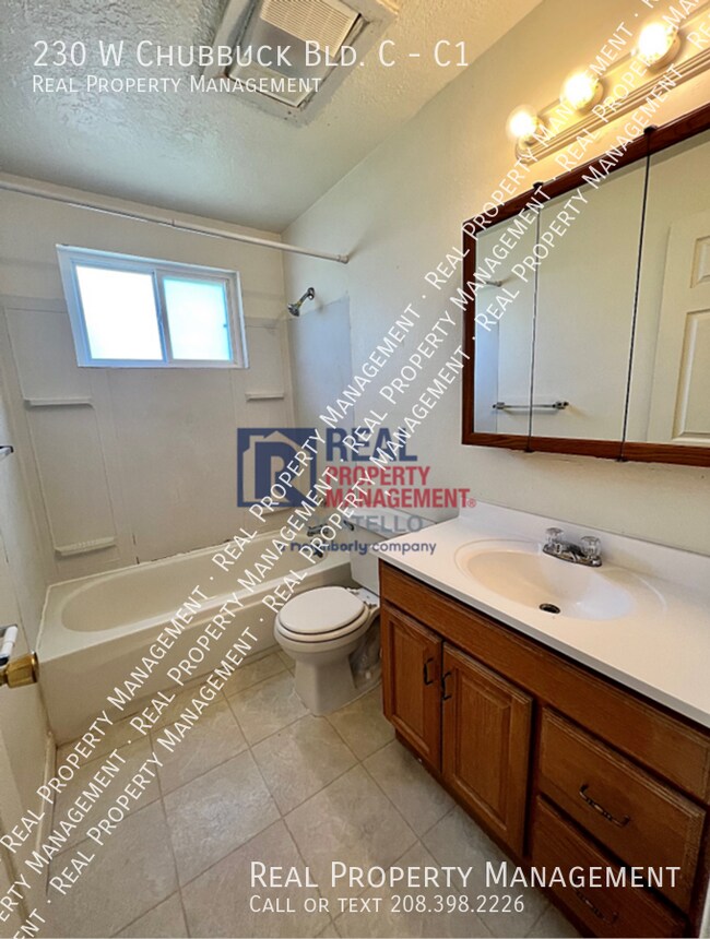 Building Photo - 230 W Chubbuck Rd