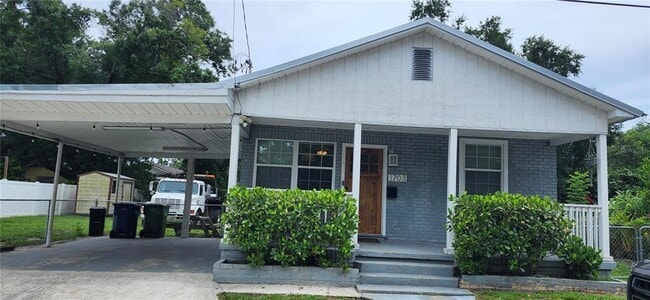 Building Photo - 1703 E 29th Ave