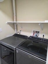 Building Photo - 417 Pittston Ave