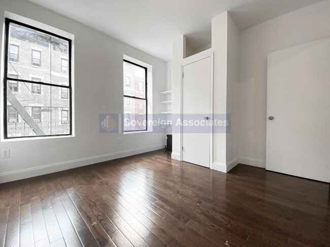 Building Photo - 529 W 151st St
