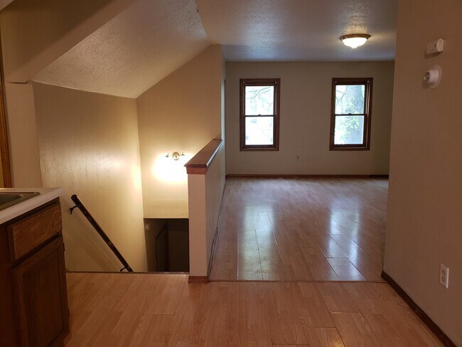 Foto del edificio - 718 Jackson St