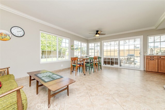 Foto del edificio - 8921 Burlcrest Dr