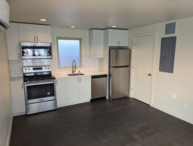 Foto del edificio - 2 bedroom Townhome