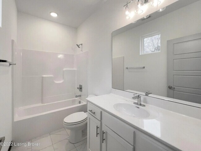 Foto del edificio - 716 Burnett Farm Ln