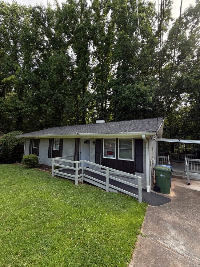 Photo - 320 Whitworth Dr SW (Atlanta, GA) House