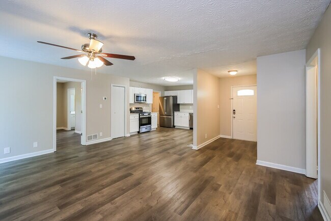 Foto del edificio - 5069 Great Meadows Rd