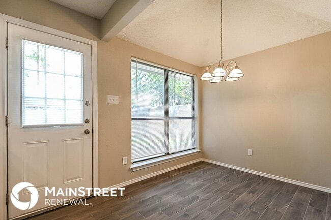 Foto del edificio - 103 Meadow Dr