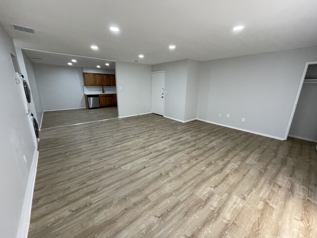 Living Room 2 - 1208 W Whitehall St