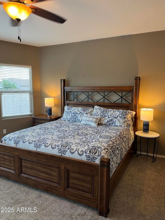 Building Photo - 949 E Indian Wells Pl