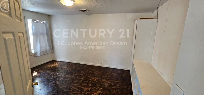 Foto del edificio - Minutes to Downtown Grants Pass