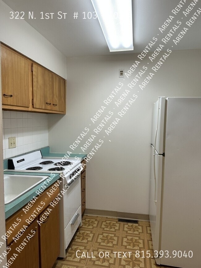Foto del edificio - 322 N 1st St