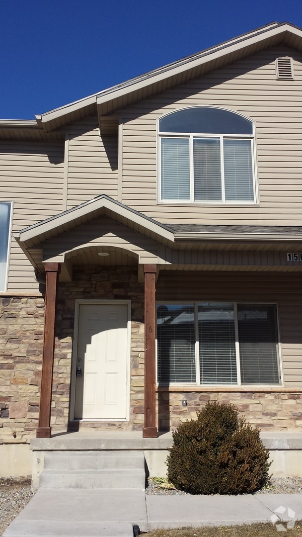 Building Photo - 1562 W 300 S