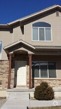 Building Photo - 1562 W 300 S
