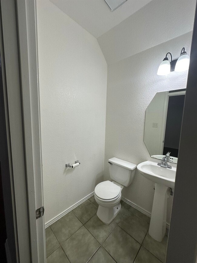 Building Photo - 4109 Copano Bay