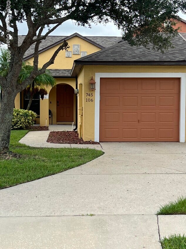 Foto principal - 745 Luminary Cir