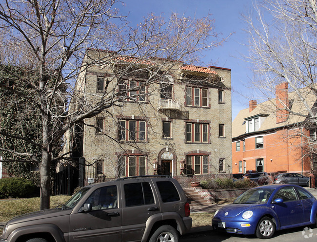 Building Photo - LaMont Apartments