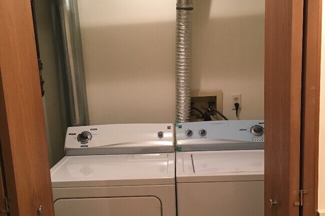 Laundry - 170 Portage S St