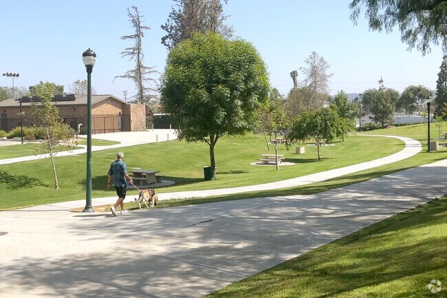 La Bonita Park in La Habra is ideal for dog walking.