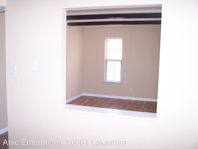 Building Photo - 10064 Squire Meadows Dr