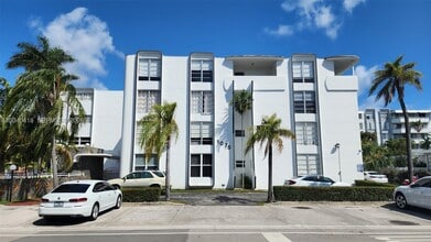 Building Photo - 1075 93rd St