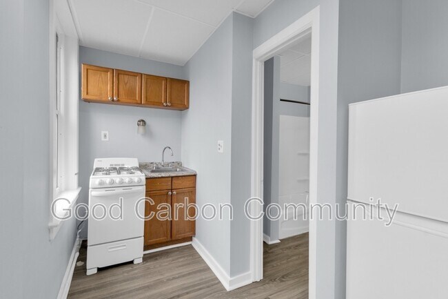 Foto del edificio - 131 Allen St